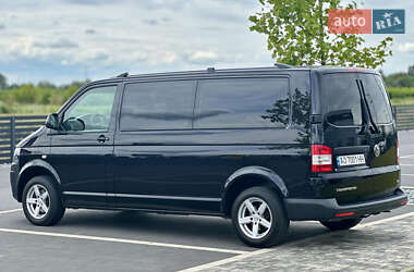Минивэн Volkswagen Transporter 2015 в 