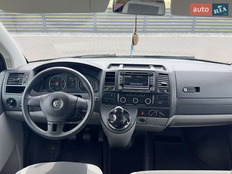 Минивэн Volkswagen Transporter 2015 в Мукачево