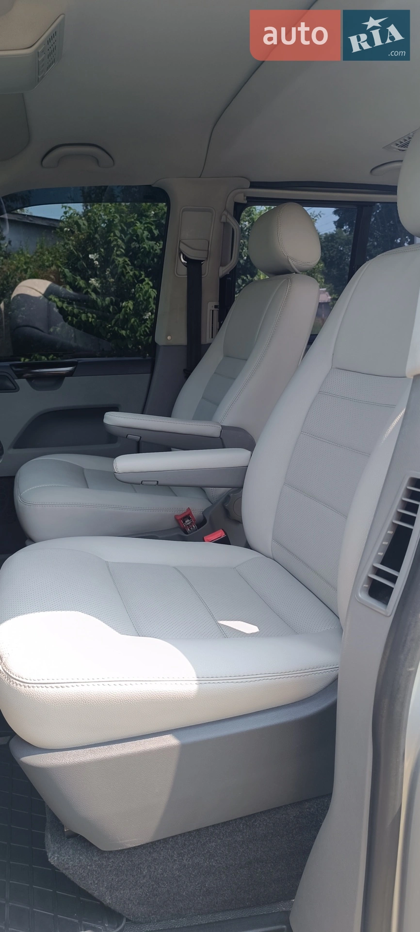 2012 Volkswagen Transporter - мініатюра 26