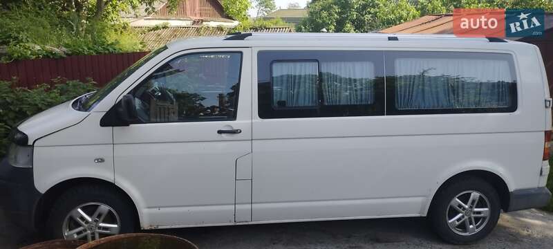 Минивэн Volkswagen Transporter 2009 в 