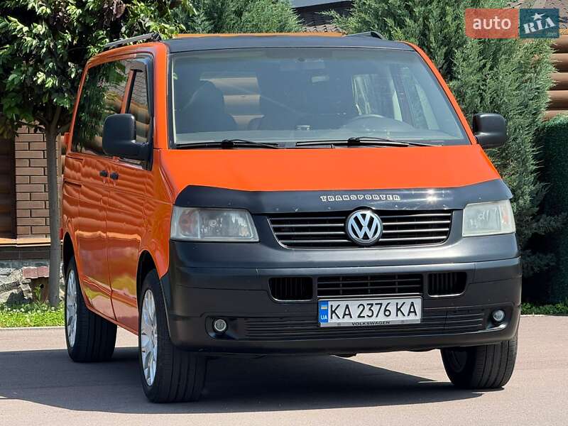 Минивэн Volkswagen Transporter 2005 в Киеве