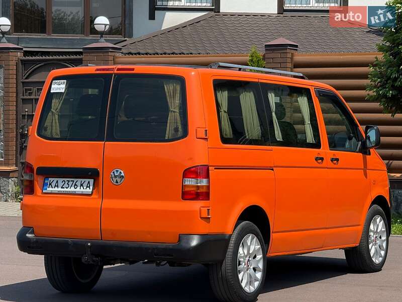 Минивэн Volkswagen Transporter 2005 в Киеве