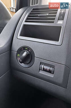 Мінівен Volkswagen Transporter 2006 в 