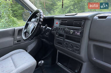 Минивэн Volkswagen Transporter 2001 в 