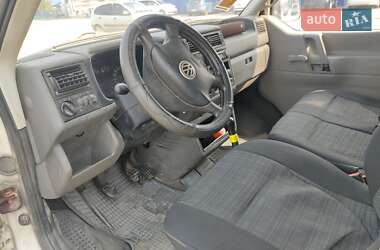 Минивэн Volkswagen Transporter 2000 в 