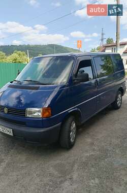 Минивэн Volkswagen Transporter 2000 в 