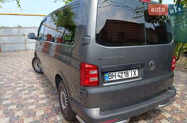 Грузовой фургон Volkswagen Transporter 2018 в 