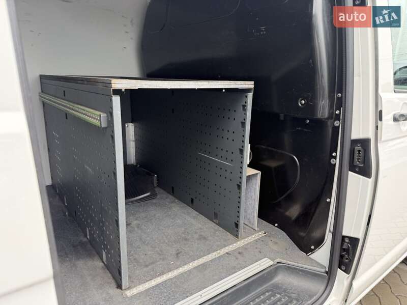 Грузовой фургон Volkswagen Transporter 2021 в Хмельницком