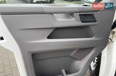 Грузовой фургон Volkswagen Transporter 2021 в 