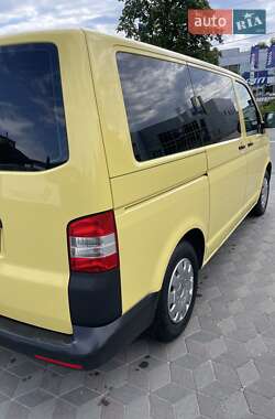 Минивэн Volkswagen Transporter 2014 в 