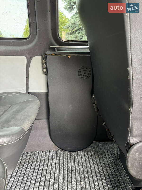 Минивэн Volkswagen Transporter 2010 в Хмельницком