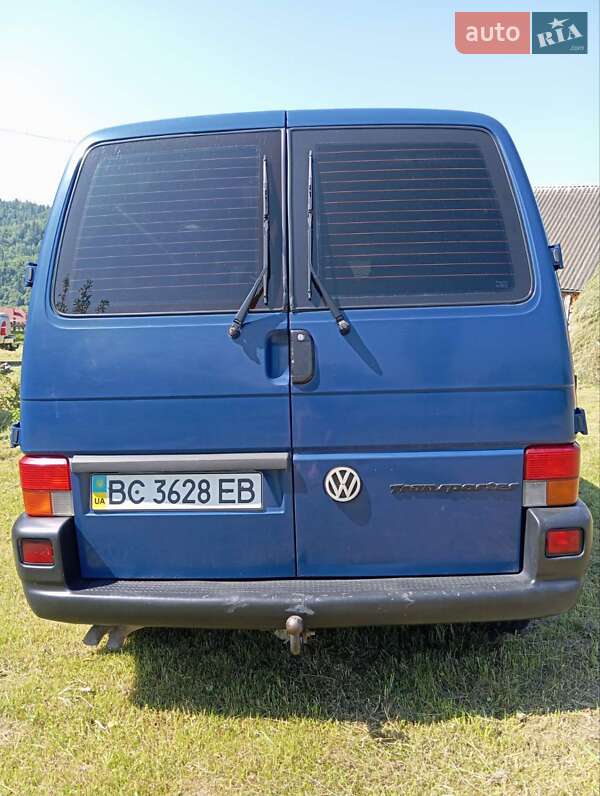Минивэн Volkswagen Transporter 1999 в Сколе