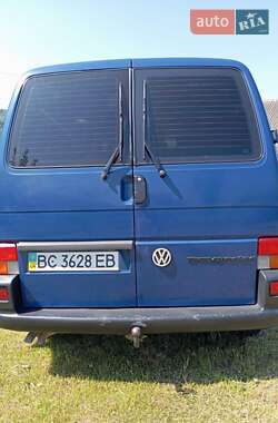 Минивэн Volkswagen Transporter 1999 в 