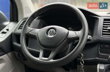 Минивэн Volkswagen Transporter 2018 в 
