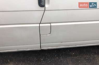 Минивэн Volkswagen Transporter 2001 в 