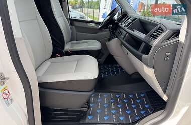 Грузовой фургон Volkswagen Transporter 2016 в 