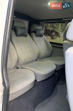 Минивэн Volkswagen Transporter 2005 в 