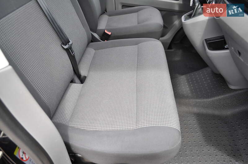 Вантажний фургон Volkswagen Transporter 2020 в Києві