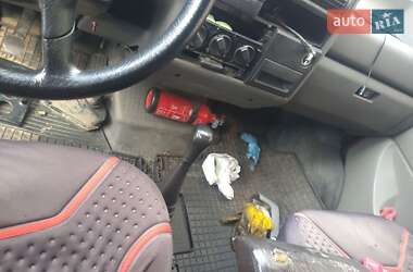 Минивэн Volkswagen Transporter 1998 в 
