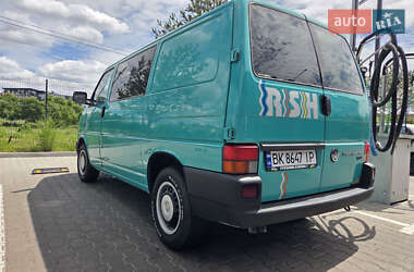 Грузопассажирский фургон Volkswagen Transporter 2000 в 