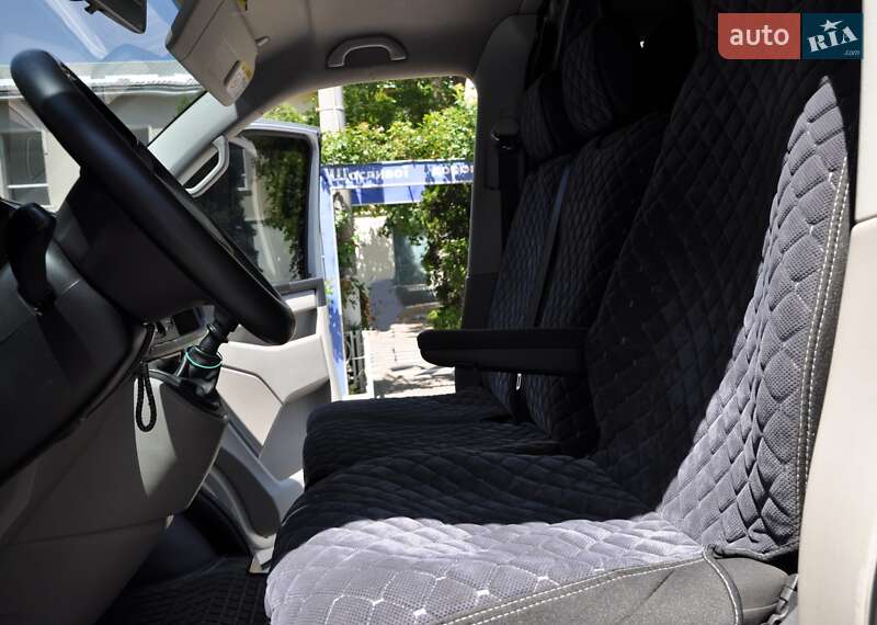 Грузовой фургон Volkswagen Transporter 2015 в Одессе