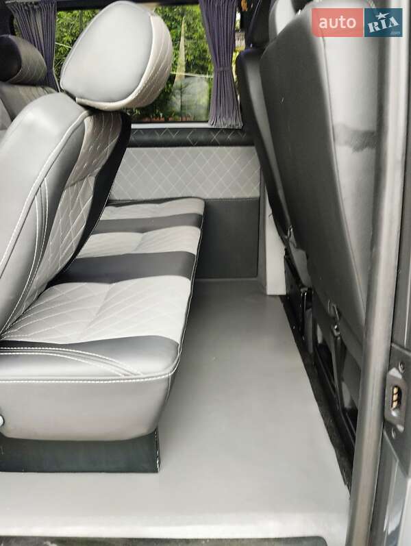 Минивэн Volkswagen Transporter 2014 в Коростене