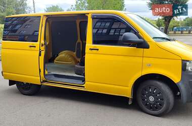 Минивэн Volkswagen Transporter 2011 в 