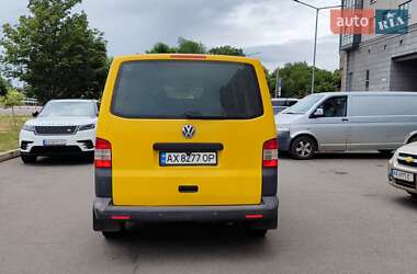 Минивэн Volkswagen Transporter 2011 в 