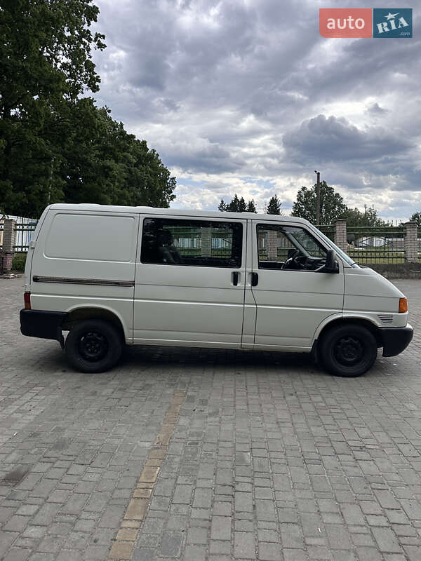 Минивэн Volkswagen Transporter 1997 в Владимирце
