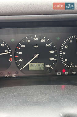 Минивэн Volkswagen Transporter 1997 в 