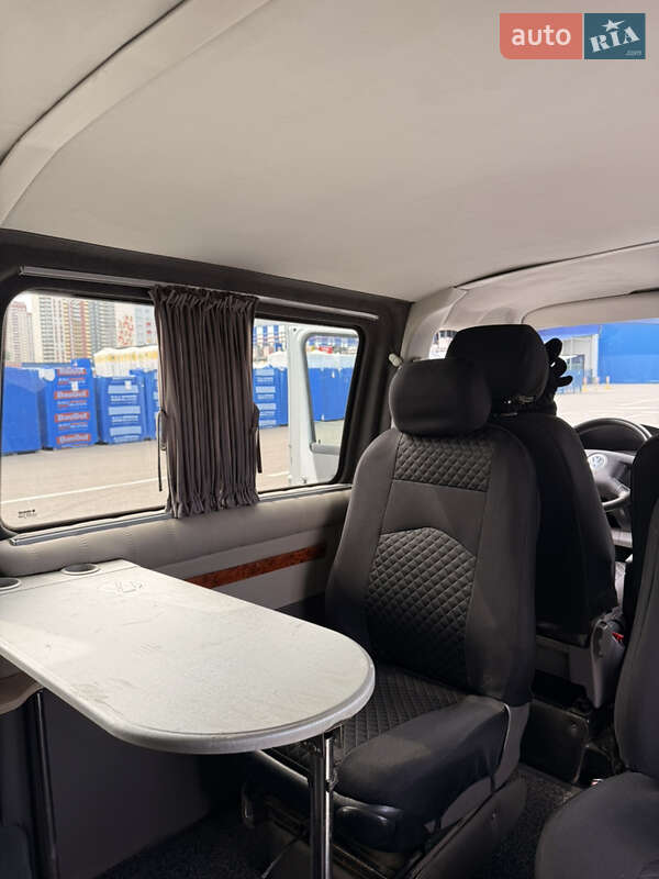 Минивэн Volkswagen Transporter 2006 в Киеве