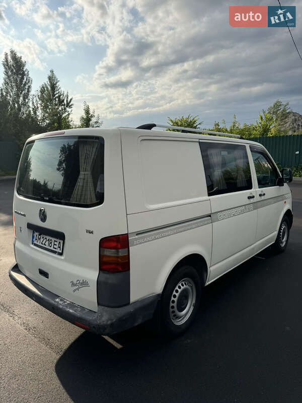 Мінівен Volkswagen Transporter 2005 в Вінниці