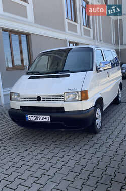 Мінівен Volkswagen Transporter 2000 в Чернівцях