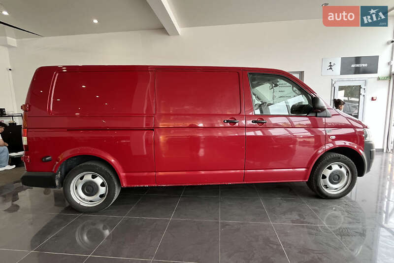 Грузовой фургон Volkswagen Transporter 2013 в Шептицькому