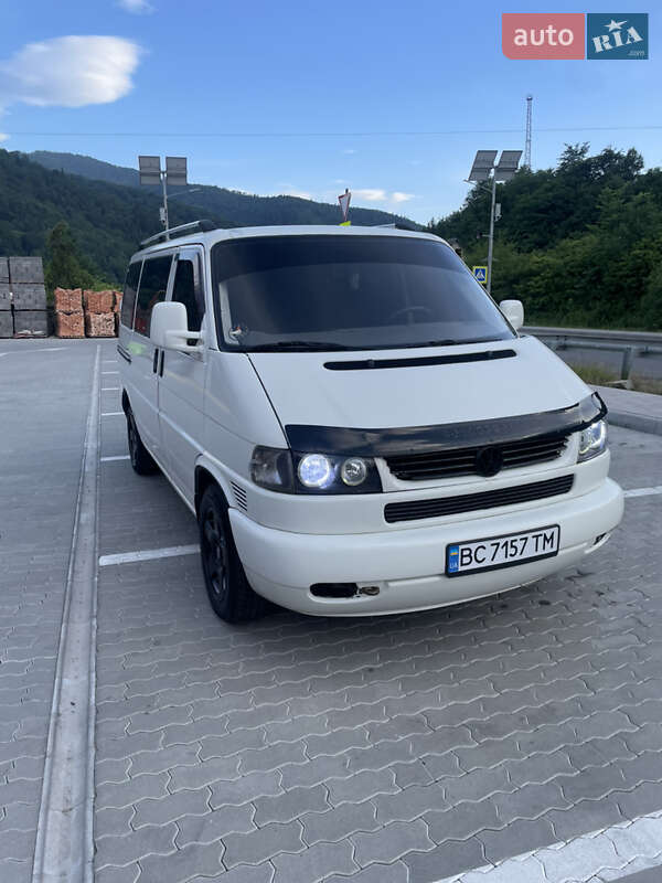 Мінівен Volkswagen Transporter 2001 в Сколе