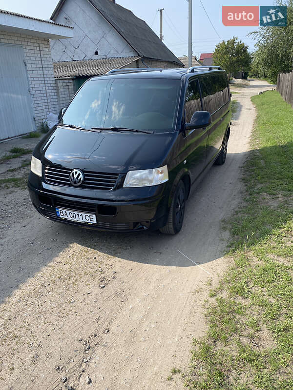 Минивэн Volkswagen Transporter 2006 в 