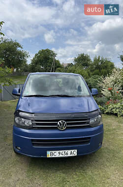 Грузовой фургон Volkswagen Transporter 2012 в Львове