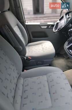 Минивэн Volkswagen Transporter 2004 в 