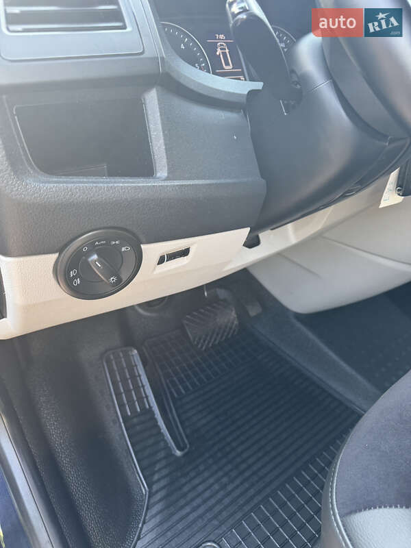 Минивэн Volkswagen Transporter 2018 в Бердичеве