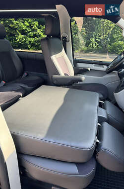 Мінівен Volkswagen Transporter 2018 в 