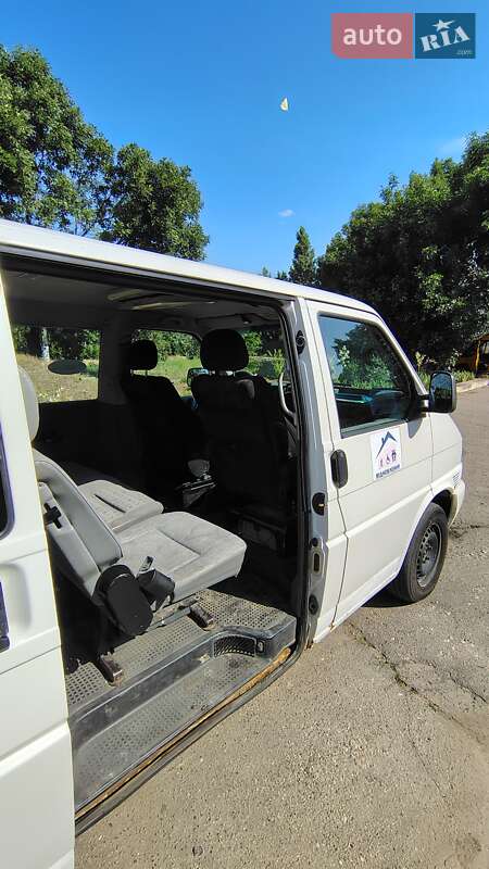 Микроавтобус Volkswagen Transporter 2002 в Николаеве