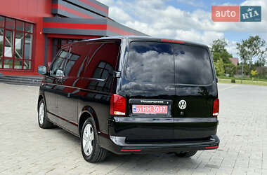 Грузовой фургон Volkswagen Transporter 2022 в 