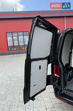 Грузовой фургон Volkswagen Transporter 2022 в 