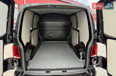 Грузовой фургон Volkswagen Transporter 2022 в 