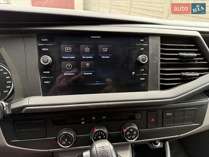 Минивэн Volkswagen Transporter 2020 в Луцке