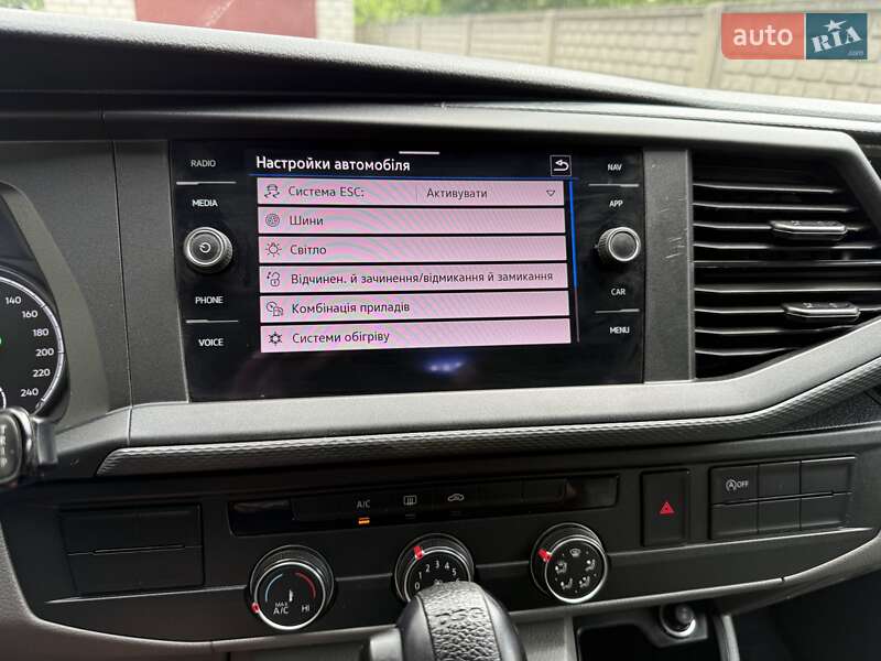 Минивэн Volkswagen Transporter 2020 в Луцке