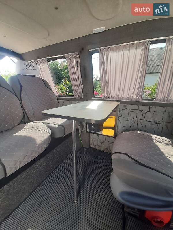Микроавтобус Volkswagen Transporter 1999 в Киеве