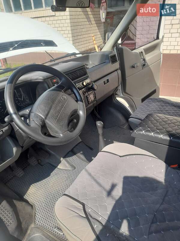 Микроавтобус Volkswagen Transporter 1999 в Киеве