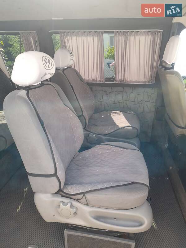 Микроавтобус Volkswagen Transporter 1999 в Киеве