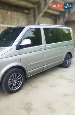 Минивэн Volkswagen Transporter 2004 в 